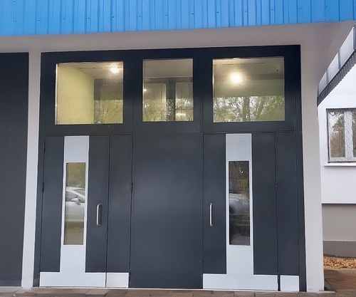 Подъездная входная группа Подъездная входная группа